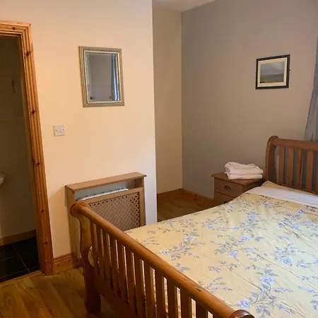 Clare's Rock Self-catering *