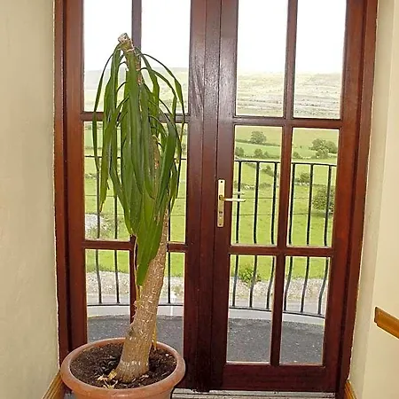 Clare's Rock Self-catering