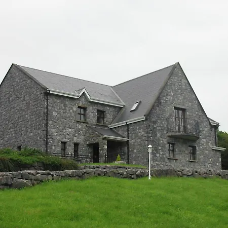 Clare's Rock Self-catering 호스텔