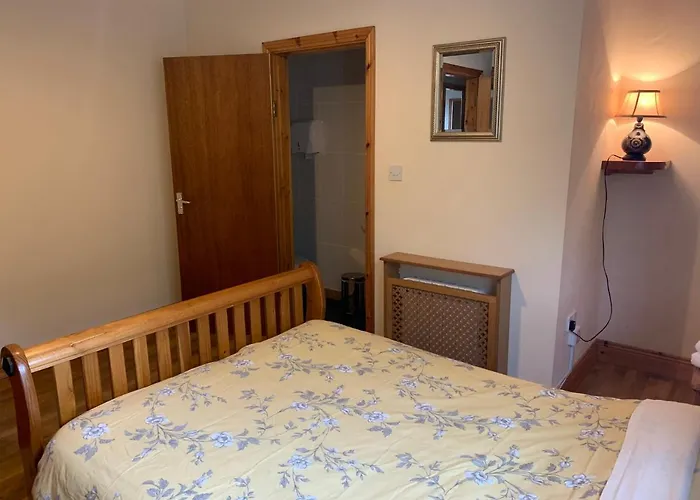 Clare's Rock Self-catering * Carron