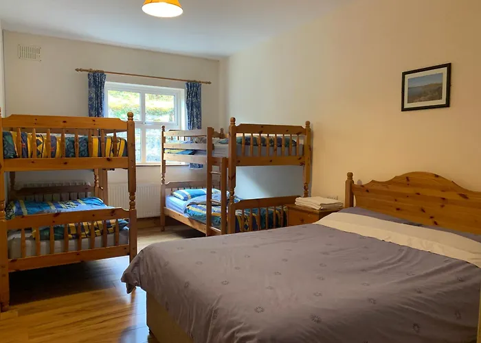 Clare's Rock Self-catering Carron