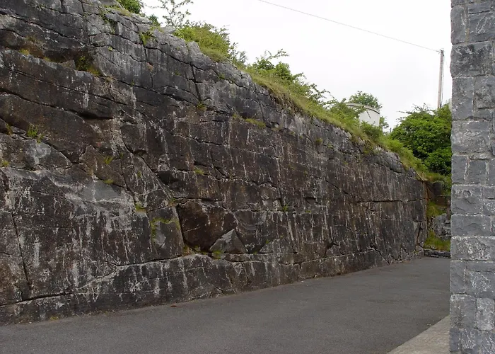 Clare's Rock Self-catering