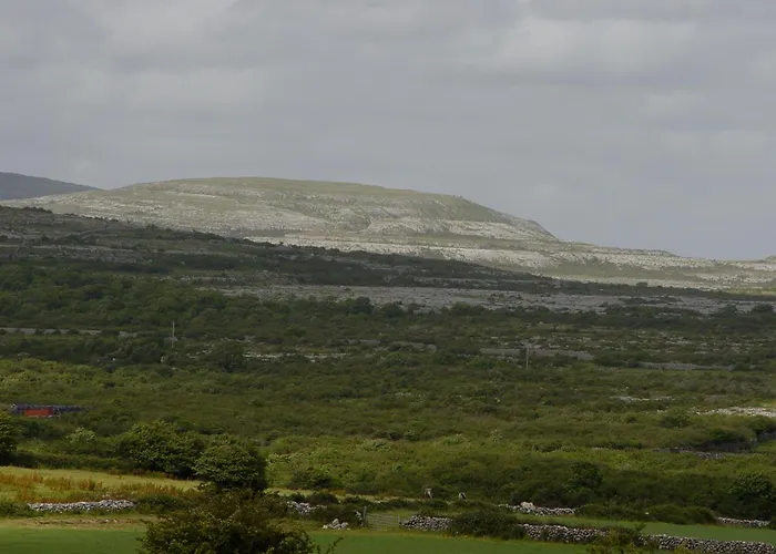 Clare's Rock Self-catering Hostel