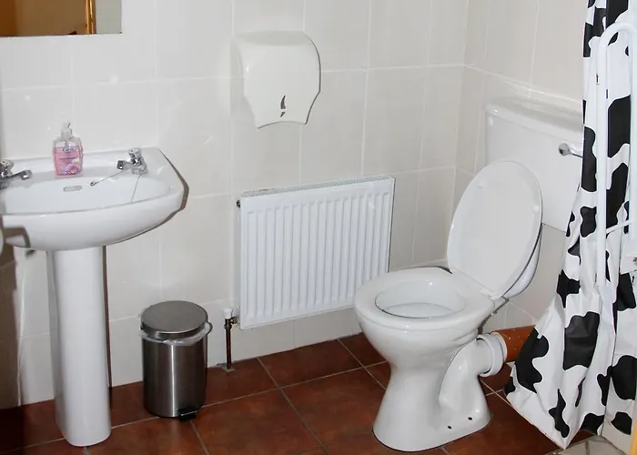 Clare's Rock Self-catering * Carron